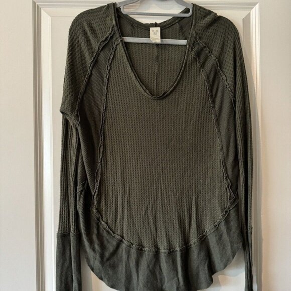 We the Free People Catalina Thermal Long Sleeve Green Size Small - Picture 2 of 5